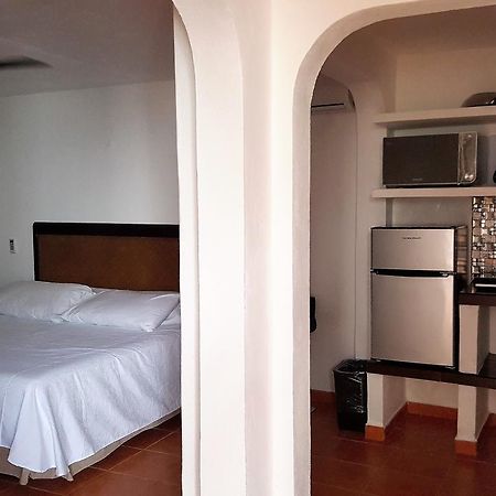 Suites Rosas كانكون المظهر الخارجي الصورة